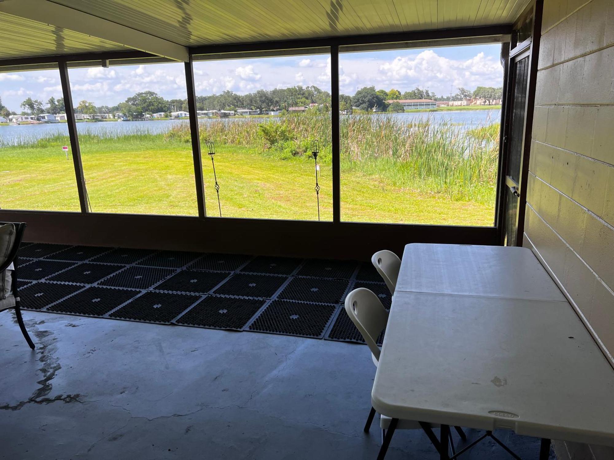 Lakeside Retreat - 3 Bedroom, 2 Bathroom House By The Lake Lakeland Exterior foto